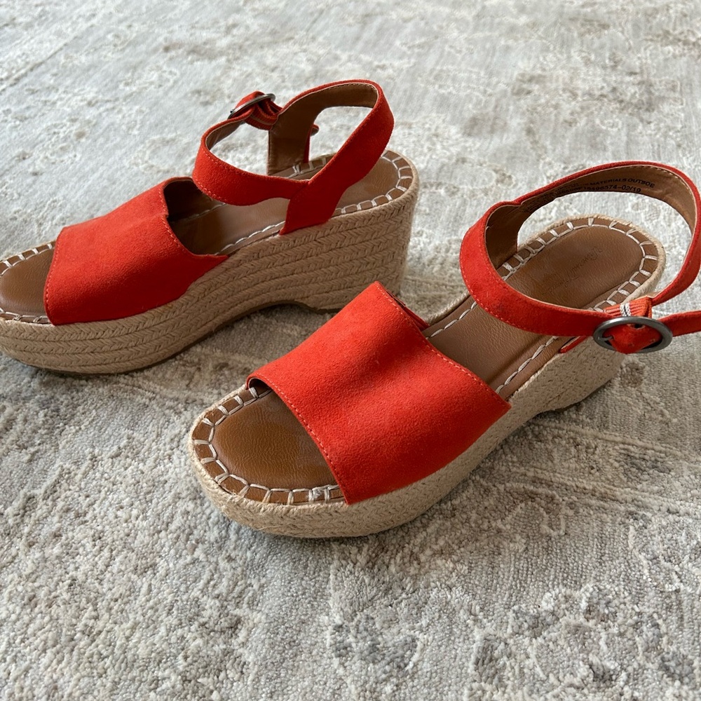 Universal Thread Alisha Espadrilles Platform Wedge Heel Orange Memory Foam 7 1/2 - Picture 2 of 6